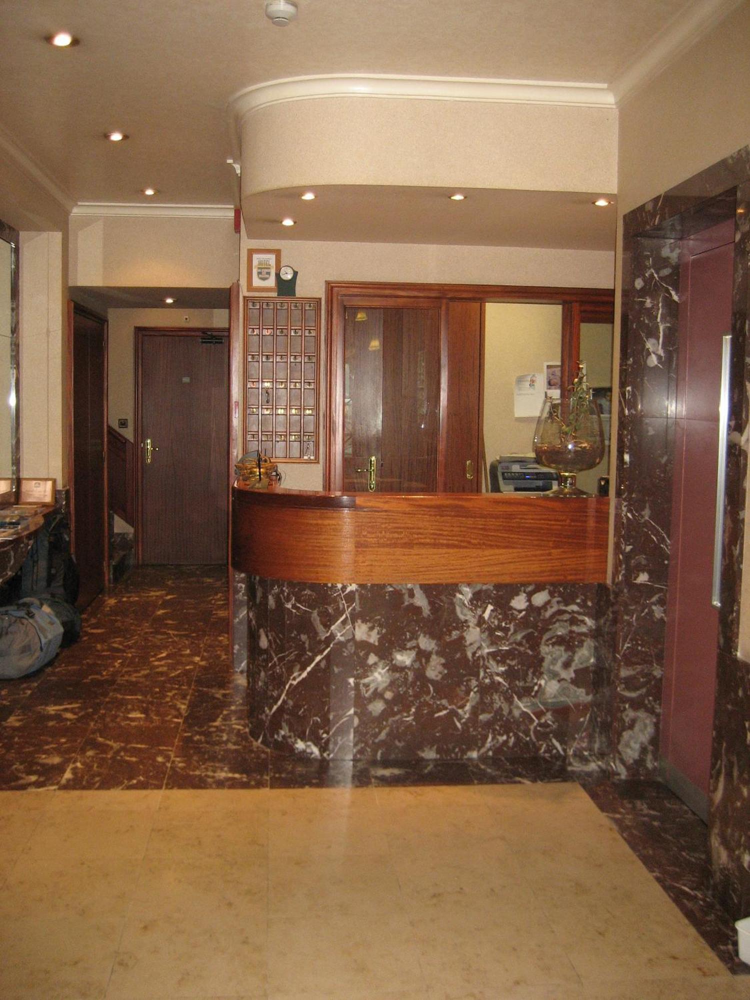 Hotel Du Roy บูยง ภายนอก รูปภาพ